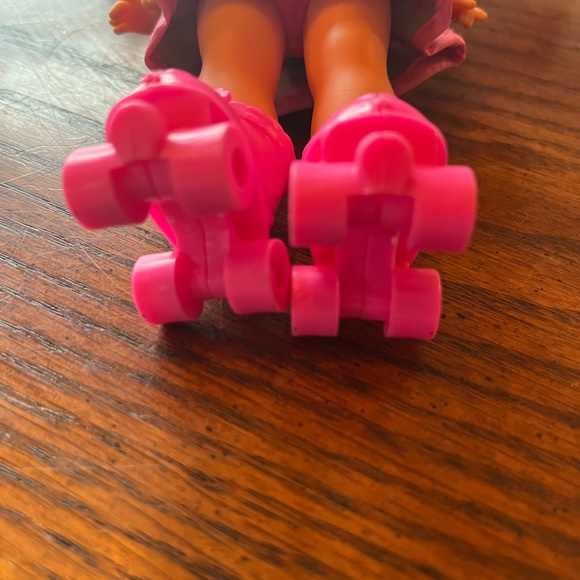 Vintage Mattel Wee Little Miss Roller Skater Doll - Picture 7 of 12